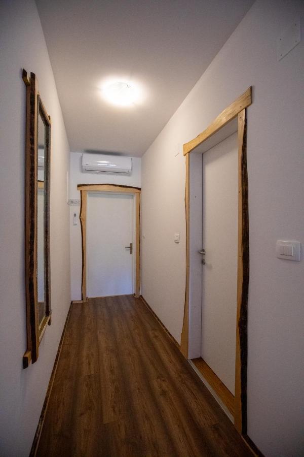 Apartman Mila ヨスィト エクステリア 写真